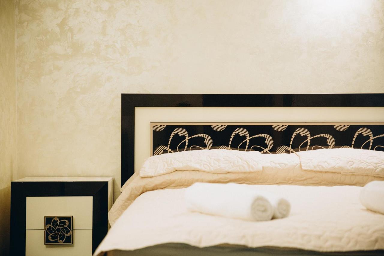 Hotel Роляда Tysmenytsia Zewnętrze zdjęcie
